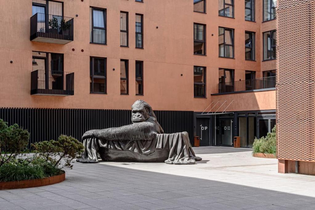 Cozy Japanese Oasis With Balcony, Gramophone, Netflix Apartment Vilnius Ngoại thất bức ảnh